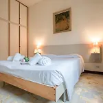 Paradiso Al Mare Shared Pool - Happy Diano Marina