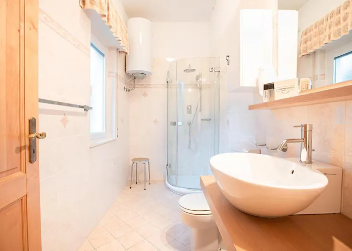 Paradiso Al Mare Shared Pool - Happy * 迪亚诺马里纳