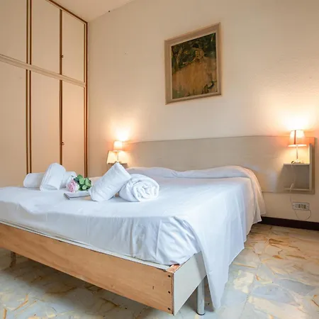 Paradiso Al Mare Shared Pool - Happy دْيانو مارينا