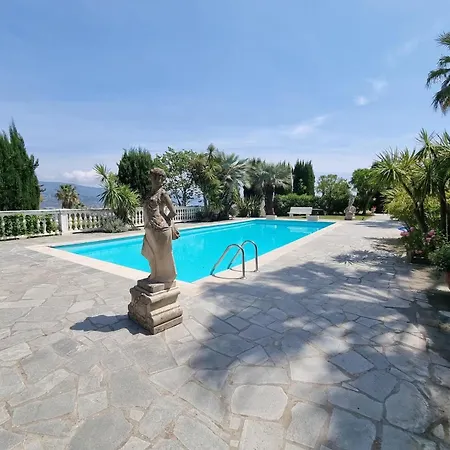 Paradiso Al Mare Shared Pool - Happy *