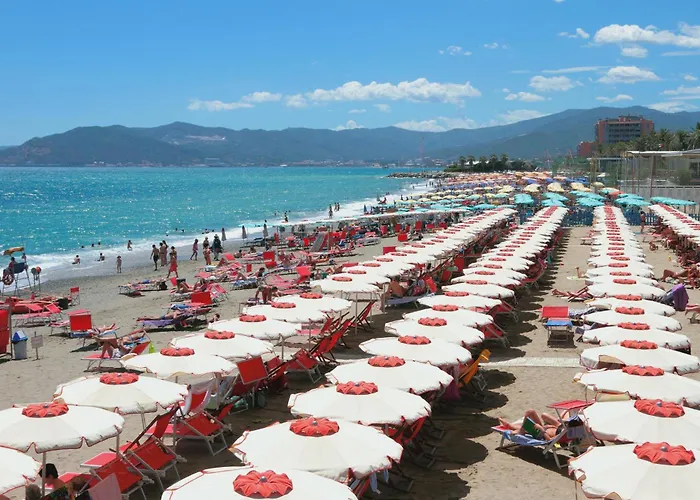 Paradiso Al Mare Shared Pool - Happy Apartamento *