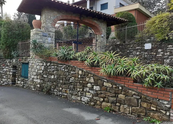 Apartamento Paradiso Al Mare Shared Pool - Happy Diano Marina