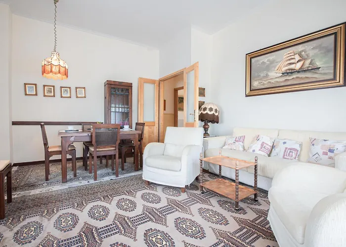 Paradiso Al Mare Shared Pool - Happy